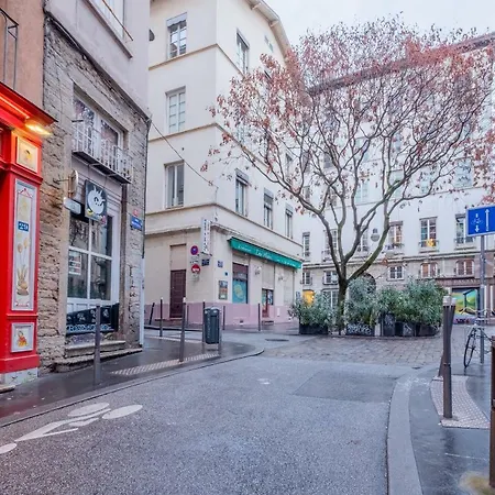 **central** A Nice Flat In The Center! * Lyon